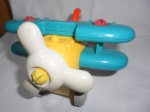 Brinquedo - Avião em plástico duro, muito bonito, também sere para decoração e escritório, ver fotos