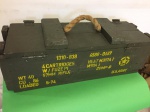Caixa de Madeira para acondicionamento de munição de canhão ou torpedo,  Exercito USA veja fotos.