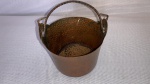 Ótimo balde em Cobre 12x8 cm, veja fotos. Ideal para decoração, muito antigo.