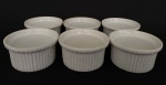 Conjunto com 6 Ramequim em porcelana moldada com marca manufatura `Cerqueira Leite` med 3,5x7cm 