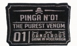 Capacho de fibra com os dizeres " Pinga Nº 1 - The Purest Venon - DANGER". Medida 45x66cm.