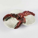 BORDALLO PINHEIRO  CALDAS DA RAINHA - LINDO BOWL PARA ENTRADAS DECORADO COM LAGOSTA EM VULTO PERFEITO. PORTUGAL, MEADOS DO SEC. XX. 31 X 24 CM