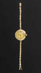 INTERNACIONAL WATCH  - RELÓGIO DE PULSO COM CAIXA EM OURO 18K. PULSEIRA EM METAL ESPESSURADO. FUNCIONANDO. 24 MM  DE DIAMETRO. 23 G (PESO TOTAL)