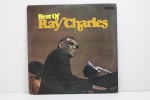 LP - BEST OF RAY CHARLES - RAY CHARLES - 1978 - APRESENTA RISCOS E CAPA DESBOTADA.