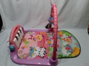 Mobile de chão da Fisher Price, na cor rosa.