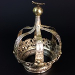 Coroa do Divino em prata de lei. Contraste P. Coroa. Portugal. Séc. XIX. 236 gr. 21 cm de altura. (Com restauro).