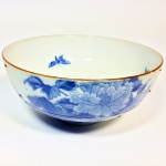 Bowl em porcelana. Japão, cerca de 1870. 12 x 25 cm. (Apresenta antigo restauro). (Devido a fragilidade desse lote, seu envio só será realizado através de transportadora especializada).