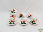 Jogo De 6 Xicaras Cafe Porcelana Pintada C/ Tulipas. Medida: Xicaras 5,5 cm x 5,5 cm e pires 10,5 cm diametro