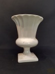 Vaso  em forma de taça ceramica vitrificada Luiz Salvador. medida 21cm x 15 cm