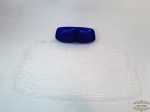 Lote 2 peças em acrilico, 1 bandeja e petisqueira com divisorias. Medida 57cm x 31 cm e petisqueira azul 2305cm x 14 cm