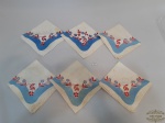 Jogo 6 guardanapos  decorados . |Medida 32 cm x 32cm , com marcas de guardado
