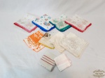 Lote 10 Lenços algodão diversos . Medida: 30 cm x 33 cm e menor 20 cm x 20 cm Apresenta marcas de uso