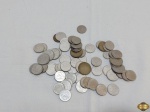 Lote de diversas moedas antigas de cruzeiros para colecionador.