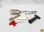 Lote diverso, composto de pinça pegador de gelo, abridor de garrafa, quebra nozes, etc.