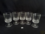 Jogo de 5 taças para vinho branco em   vidro base circular .Medida: 6 cm x 11 cm altura