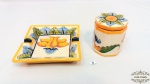 2 peças, cinzeiro e pote em faiança  decorados com flores Luiz Salvador .Medidas Cinzeiro 17cm largura e comprimento . porta objeto  10 cm altura