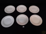 JOHNSON BROTHERS Jogo 6  de pratos sobremesa bordas caneladas porcelana branca inglesa Johnson Brothers. Medida 15,5 cm diâmetro.Algumas peças apresentam craquelado .