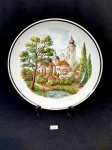 Prato decorativo em porcelana  Schmidt  pintura de  castelos,Medida comprimento 10 cm, altura 12 cm.