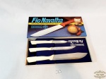 Conjunto de 3 Facas Fio Navalha Mundial na caixa. Medida Cozinha 28 cm e lamina 16 cm ; Churrasco 23 cm e lamina 12 cm e Legumes 19 cm e lamina 8 cm comprimento .