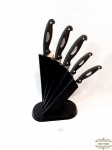 Jogo de 05 Facas La Cuisine com Cepo em Madeira. Medida Chef 32 cm lamina 19 cm ; Carne 32 cm lamina 19 cm ; Pao 32 cm lamina 19 cm ,  2 Legumes 22 cm lamina 12 cm e  19 cm e lamina 8 cm.