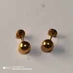Par de Brincos bolinha em Ouro baixo - Peso: 0,82 g