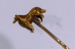 Alfinete em Ouro 18K com cachorro na ponta . Mede: 6 cm - Peso : 2,97 g
