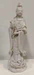 Estátua de porcelana chinesa blanc the chinq representando divindade oriental . Medida: 25 cm
