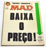 Revista em quadrinhos MAD em português, Nº 22, Editora Vecchi, apresenta uma assinatura de caneta na capa
