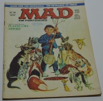 Revista em quadrinhos MAD em português, Nº 26, Editora Vecchi, apresenta uma assinatura de caneta na capa
