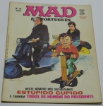 Revista em quadrinhos MAD em português, Nº 31, Editora Vecchi, apresenta uma assinatura de caneta na capa