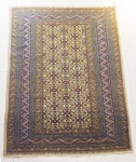 TAPETE - Belo tapete oriental multicolorido. Med. 175x126 cm.