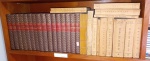 LIVRO (33) - Duas coleções de livros de escritores brasileiros: 16 volumes das obras de Lima Barreto (faltando o volume 14), e 17 volumes das obras de José de Alencar.