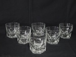 DURALEX - Seis (6) copos para whisky em vidro translúcido, base maciça sextava, lapidação de arcos na parte inferior. Marcados no fundo. Alt. 9cm.