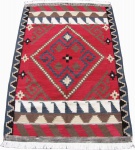 Tapete Kilim persa. Med. 205x132 = 2,70m2.