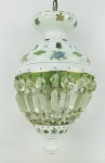 Luminária de teto, para 1 luz, em cristal overlay na tonalidade leitosa, com pintura floral em policromia e com contas em cristal bisotado. Interior na cor verde. Alt. 36 cm.