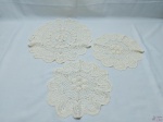 Lote de 3 tecidos para decoração em crochê. Medindo o maior : 40 cm de diâmetro.
