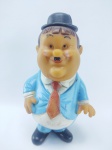 Boneco O Gordo da serie de Tv  ''O Gordo e o Magro'' feito em Vinil, medindo 17 cm - manufatura Larry Harmon Pictures