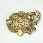 BRONZE - Antigo cinzeiro dragão confeccionado em bronze maciço EBERLEE estilo Art Nouveau. vendido no estado conforme fotos. Mede 17 x 13 cm.