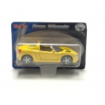 FREE WHEELS - Miniatura de carro de metal modelo "2001 Opel Speedster" lacrado. Escala 1:35. Vendido conforme fotos.