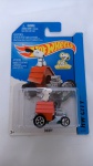Snoopy Peanuts - Lindo carro de coleção em miniatura na escala 1/64 fabricado pela Hot Wheels com tema do famoso e antigo desenho Snoopy - Embalagem lacrada