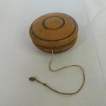 Brinquedo Antigo - Ioiô de Madeira - Provável Anos 60.