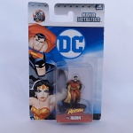 DC Comics - Boneco ou action figure do personagem Robin - Série Nano Metalfigs - 100% feito em metal. A embalagem mede aprox 16cm de altura
