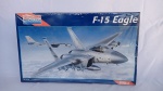 PLASTIMODELISMO MONOGRAM  Avião F-15 EAGLE - KIT Lacrado, Escala 1:48. A caixa mede 39 X 23,5 cm.