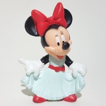 TURMA DO MICKEY - DISNEY - Figura em vinil da personagem Minnie da série Turma do Mickey, peça original Disney. Medindo 7cm de altura.