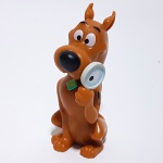 SCOOBY DOO - HANNA BARBERA - Figura em vinil da série Scooby Doo, peça original Hanna-Barbera. Medindo6cm de altura.
