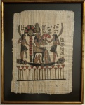 ARTE EGÍPCIA - KARNAK GALLERY - PINTURA SOBRE PAPIRO. CENA DE RAINHA E SERVIÇAIS. CERTIFICADO NO VERSO. MEDIDAS; 54 X 42,5.