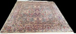 TAPETE PERSA  - tapete feito a não em lã sobre algodão, original da cidade de kirman no Irã, trabalho floral,  med. 2 x 2 = 4m2