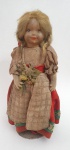 Antiga boneca em tecido europeia, med. 32 centímetros