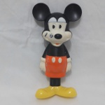 AVON / Mickey Mouse - Linda e antiga embalagem de espuma para banho da AVON, fabricado nos Estados Unidos. Com o ratinho mais famoso do mundo idealizado por Walt Disney. Mede 18cm de altura. Vazio