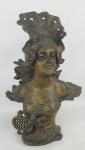 Ass. Ilegível - Escultura Art-Noveau, do Séc. XIX, em petit bronze, dourado, representando "Leté". Perdas causadas pelo tempo no dourado. Alt. 31cm.